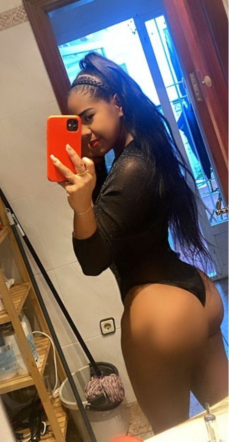 LUCÍA escort en Terrassa